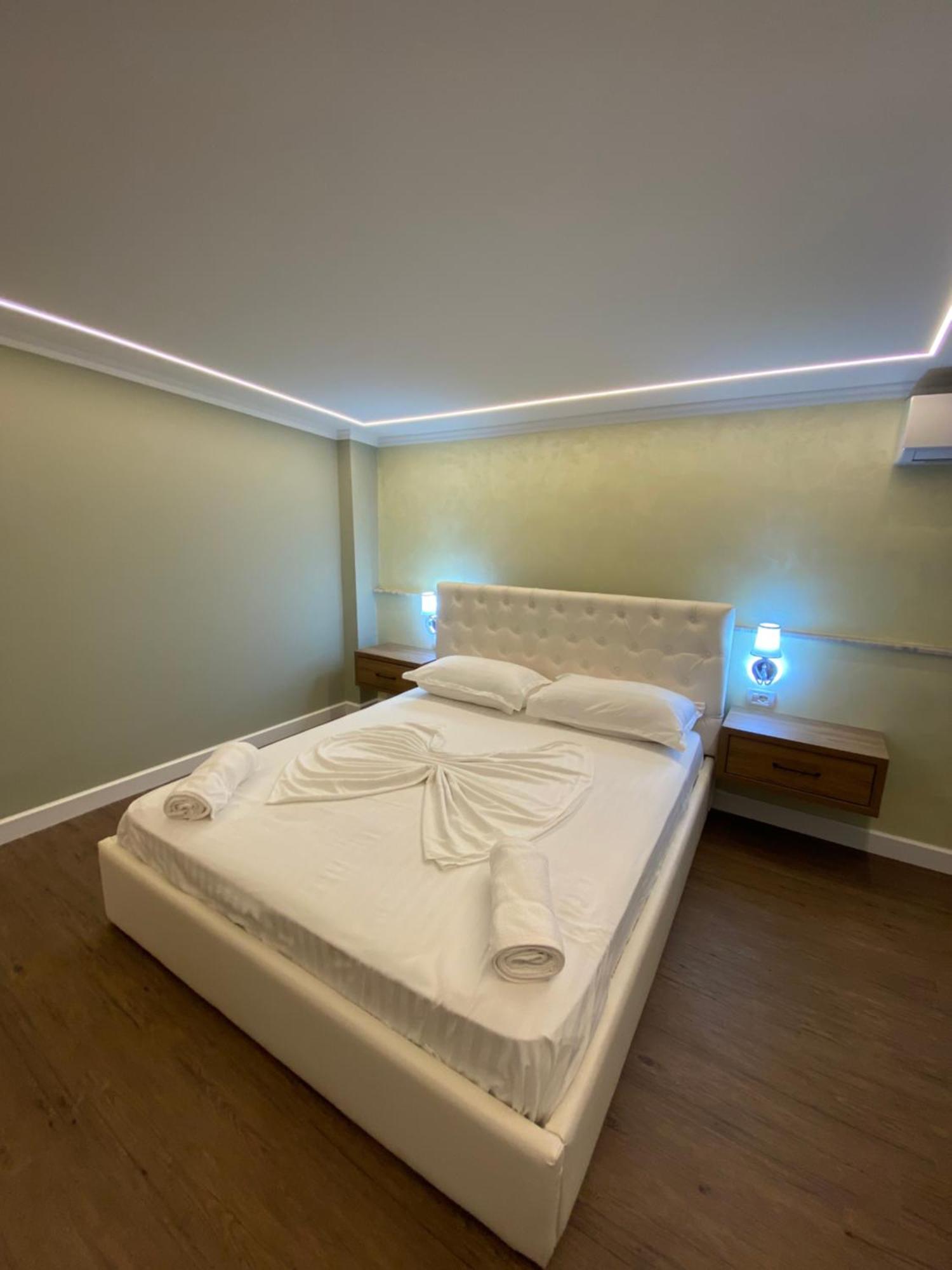 Bliss Boutique Hotel Durrës Buitenkant foto