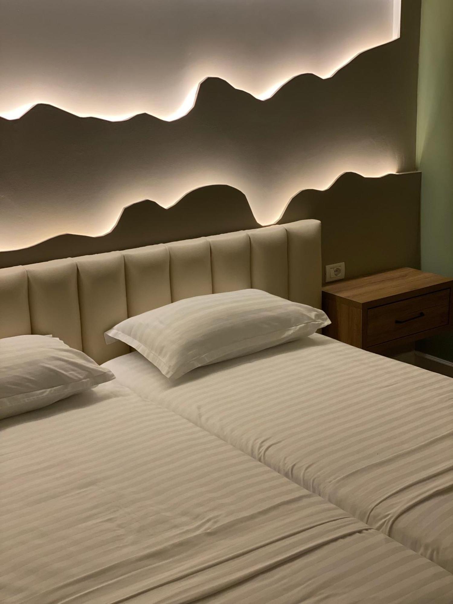 Bliss Boutique Hotel Durrës Buitenkant foto
