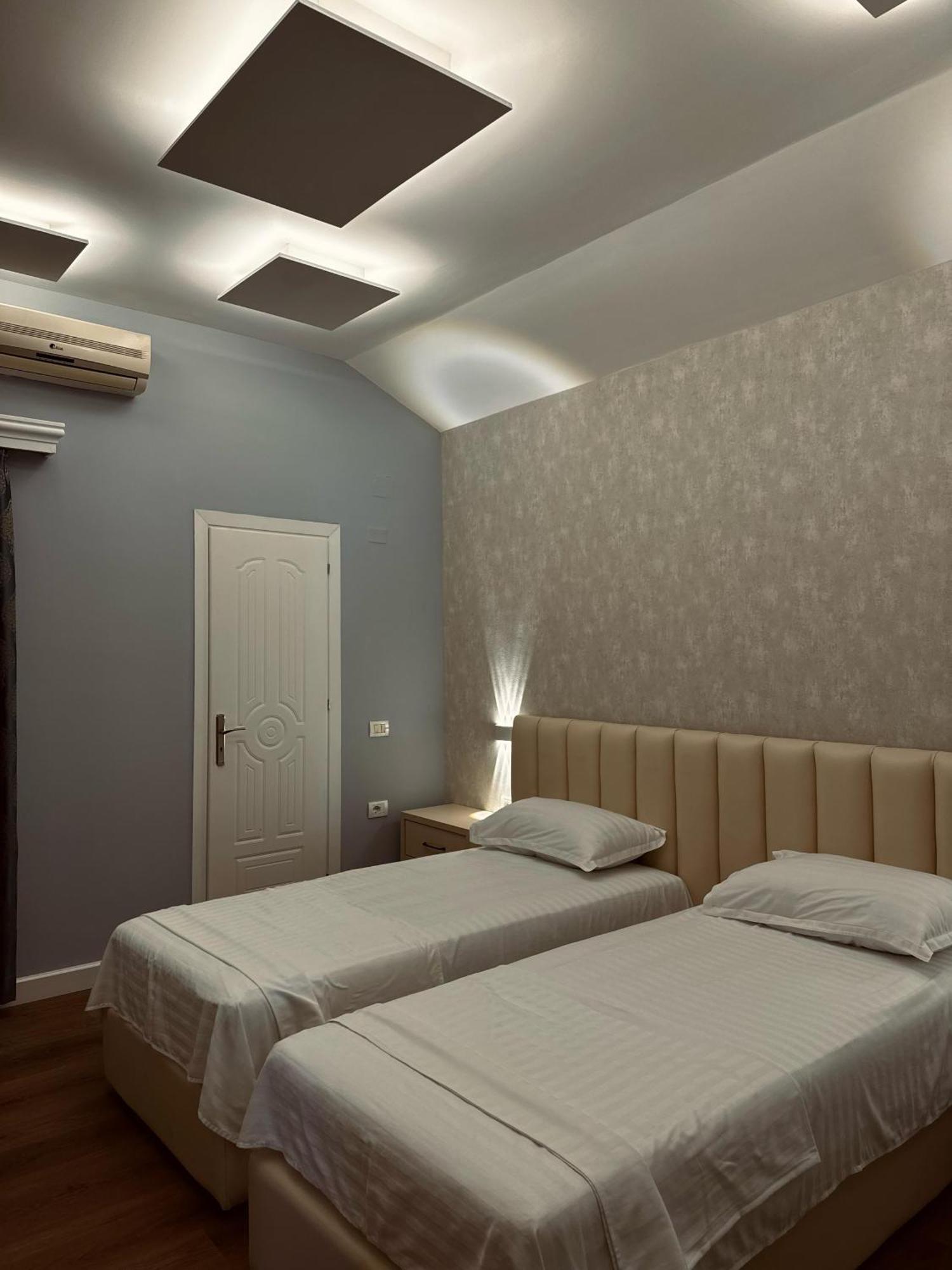 Bliss Boutique Hotel Durrës Buitenkant foto