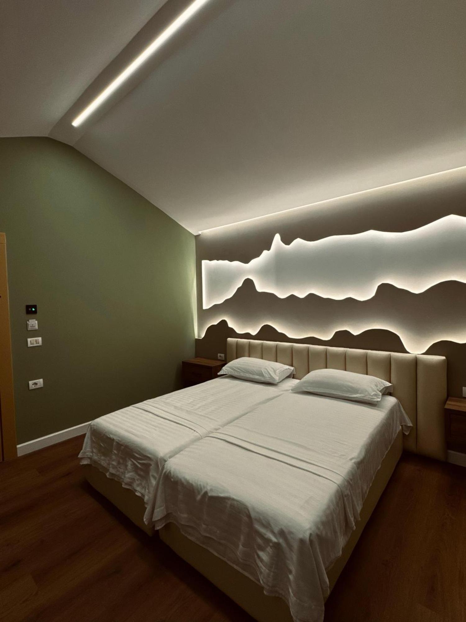Bliss Boutique Hotel Durrës Buitenkant foto